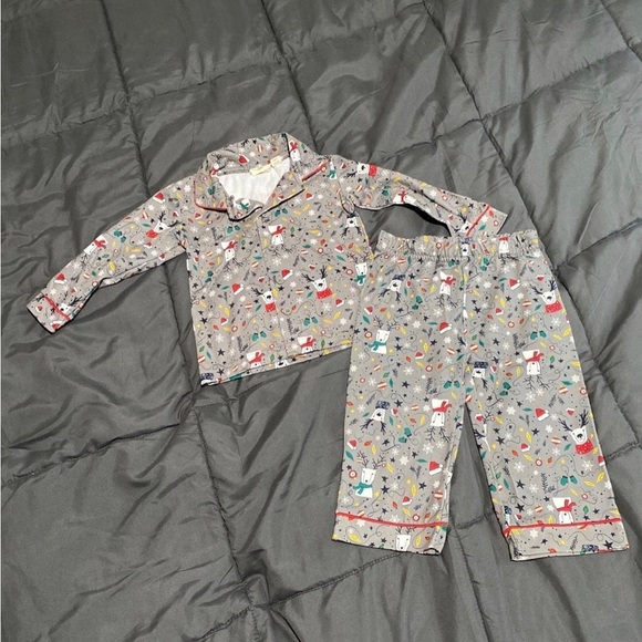 Christmas Pajamas 12M - Picture 1 of 3